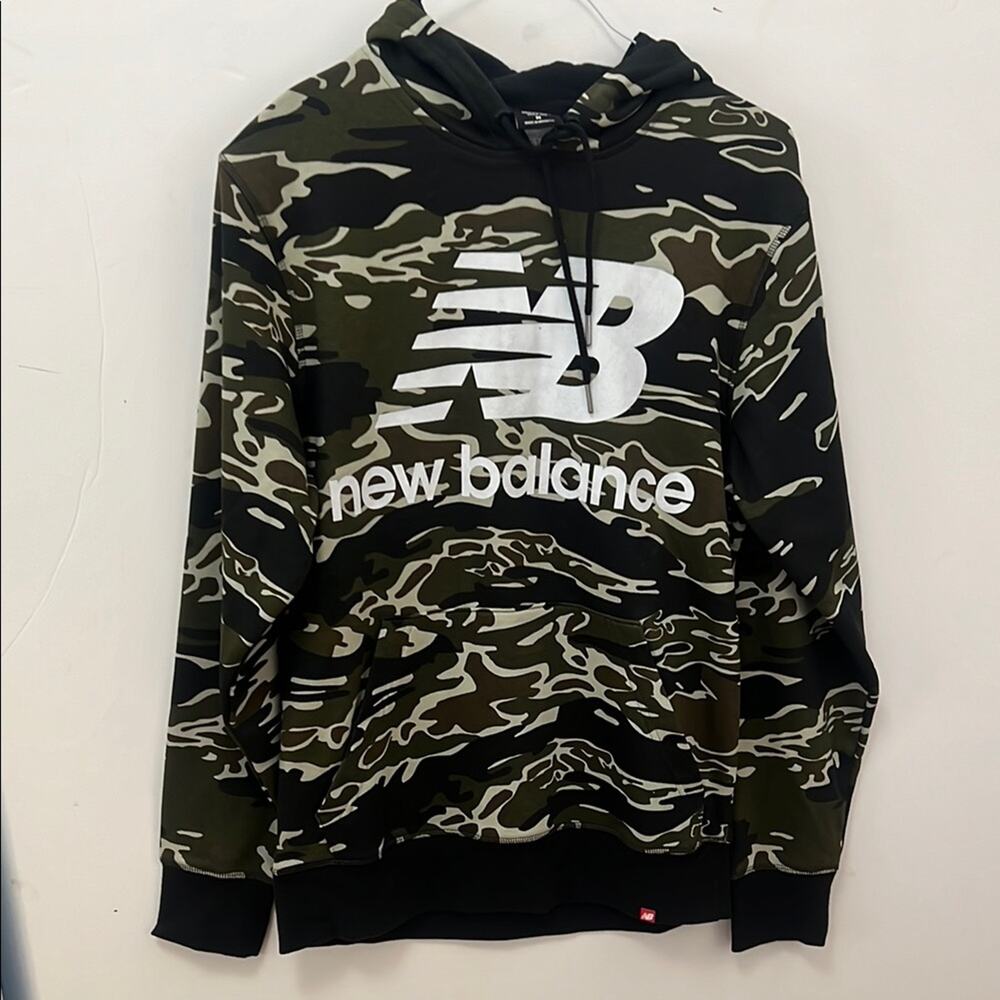 NEWBALANCE MEN’S ESSENTIAL STACKED HOODIE KANGAROO POCKETS PULLOVER SIZE M